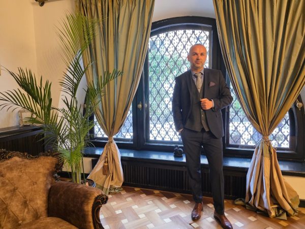 Eduard Petrescu, expert în generare de lead-uri calificate până la 90%, vorbește despre Aplicația EkoGroup.ro care automatizează complet procesul de vânzare